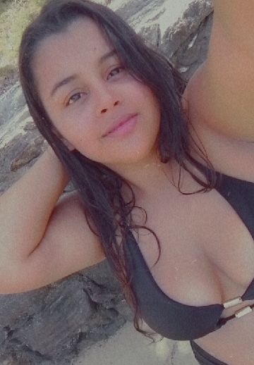 Susan, verified girl from Venezuela available for a private 1-on-1 sex cam on FoxCam